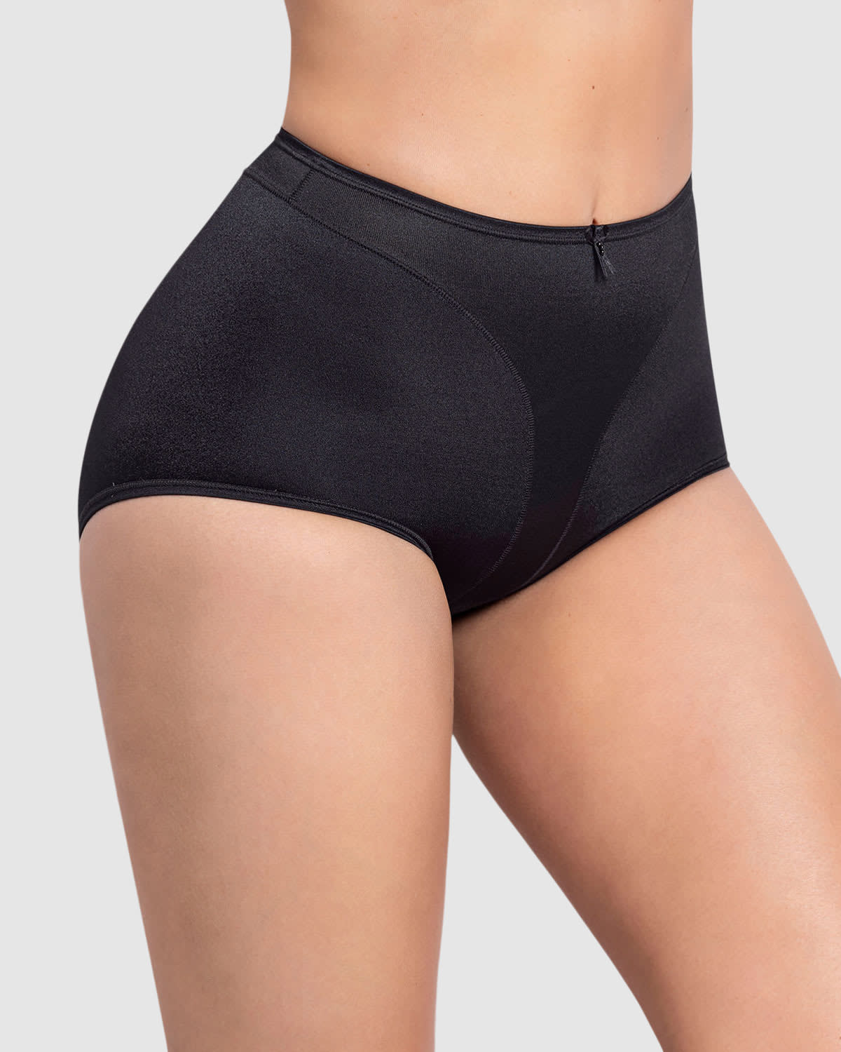 Panty clásico tiro alto de control de abdomen - Imagen 4